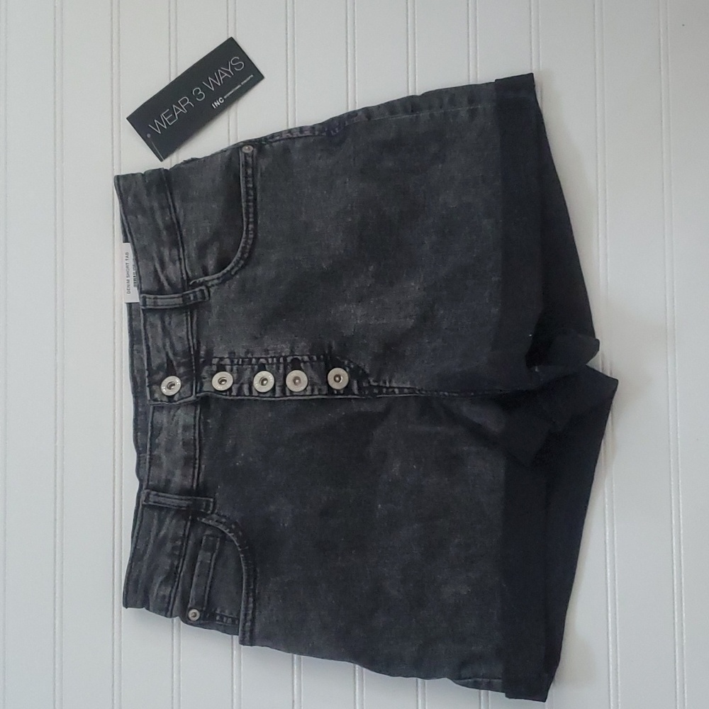 NWT - INC Denim Black/Charcoal Women’s Core Denim High Rise Shorts Size 10/30